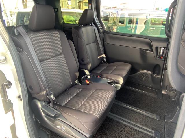 ヴォクシー ＺＳ　煌　衝突軽減／純正ナビ／フルセグ／Ｂカメラ／Ｒモニター／両側パワスラ／Ｂｌｕｅｔｏｏｔｈオーディオ／リアエアコン／クルーズコントロール／ＬＥＤヘッドライト／フォグランプ／スマートキー／プッシュスタート（27枚目）