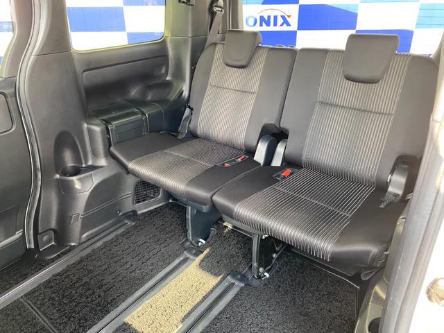 ヴォクシー ＺＳ　煌　衝突軽減／純正ナビ／フルセグ／Ｂカメラ／Ｒモニター／両側パワスラ／Ｂｌｕｅｔｏｏｔｈオーディオ／リアエアコン／クルーズコントロール／ＬＥＤヘッドライト／フォグランプ／スマートキー／プッシュスタート（30枚目）