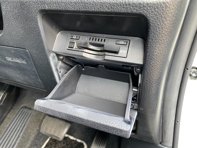 ヴォクシー ＺＳ　煌　衝突軽減／純正ナビ／フルセグ／Ｂカメラ／Ｒモニター／両側パワスラ／Ｂｌｕｅｔｏｏｔｈオーディオ／リアエアコン／クルーズコントロール／ＬＥＤヘッドライト／フォグランプ／スマートキー／プッシュスタート（50枚目）