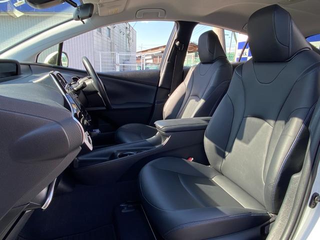 プリウス Ｓツーリングセレクション　衝突軽減／純正ナビ／フルセグ／Ｂカメラ／Ｂｌｕｅｔｏｏｔｈ／レーダークルーズコントロール／シートヒーター／ＬＥＤヘッドライト／フォグランプ／レザーシート／スマートキー／プッシュスタート／（29枚目）