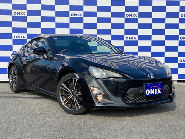 ８６ ＧＴ　６速ＭＴ車／スマートキー／プッシュスタート／ディスプレイオーディオ／ＨＩＤヘッドライト／フォグライト／純正アルミホイール／バッテリー新品／消耗品新品（4枚目）