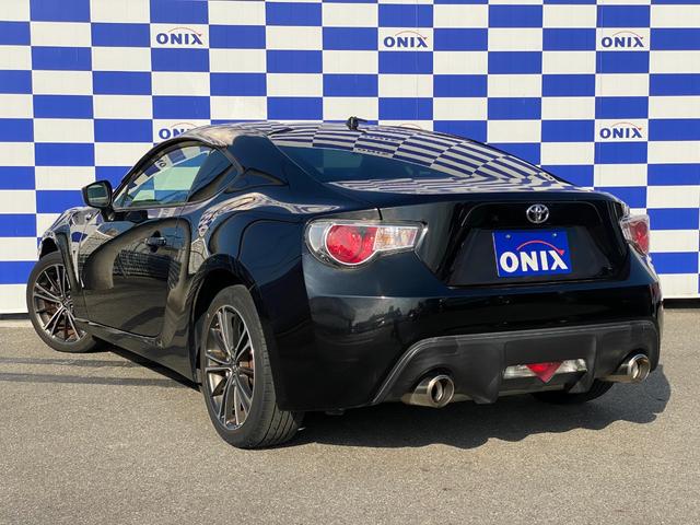 ８６ ＧＴ　６速ＭＴ車／スマートキー／プッシュスタート／ディスプレイオーディオ／ＨＩＤヘッドライト／フォグライト／純正アルミホイール／バッテリー新品／消耗品新品（5枚目）