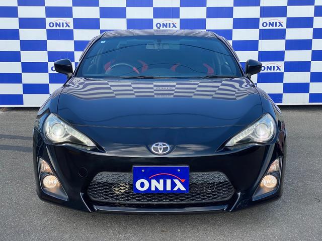 ８６ ＧＴ　６速ＭＴ車／スマートキー／プッシュスタート／ディスプレイオーディオ／ＨＩＤヘッドライト／フォグライト／純正アルミホイール／バッテリー新品／消耗品新品（6枚目）