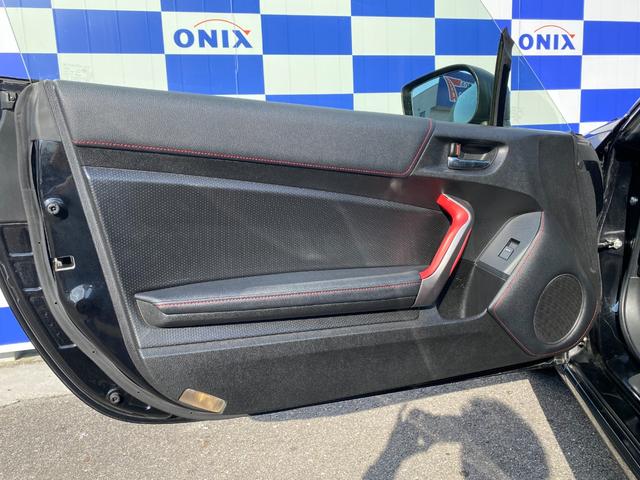 ８６ ＧＴ　６速ＭＴ車／スマートキー／プッシュスタート／ディスプレイオーディオ／ＨＩＤヘッドライト／フォグライト／純正アルミホイール／バッテリー新品／消耗品新品（22枚目）