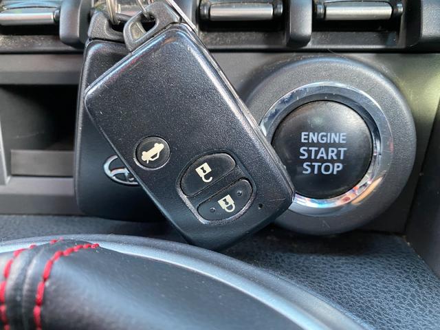 ８６ ＧＴ　６速ＭＴ車／スマートキー／プッシュスタート／ディスプレイオーディオ／ＨＩＤヘッドライト／フォグライト／純正アルミホイール／バッテリー新品／消耗品新品（31枚目）