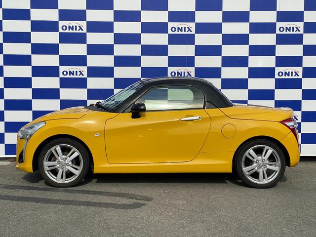 コペン ローブ 純正ナビ/フルセグTV/Bluetoothオーディオ/スマートキー/プッシュスタート/HIDヘッドライト/シートヒーター/純正アルミホイール/ETC(9枚目)