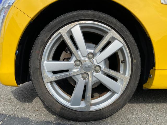 コペン ローブ 純正ナビ/フルセグTV/Bluetoothオーディオ/スマートキー/プッシュスタート/HIDヘッドライト/シートヒーター/純正アルミホイール/ETC(16枚目)