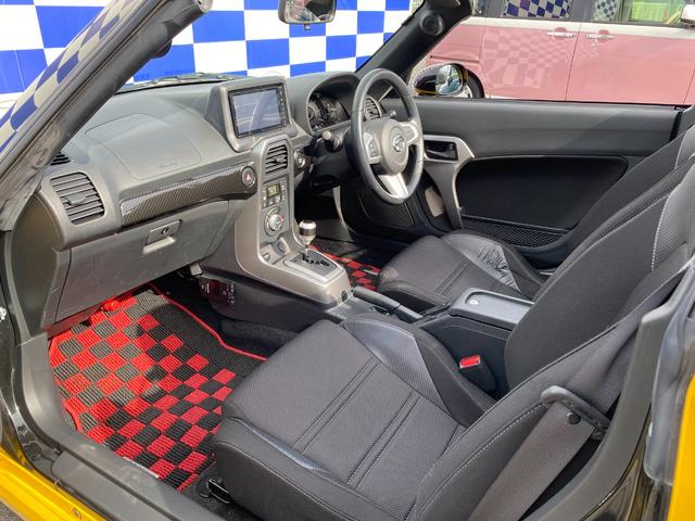 コペン ローブ 純正ナビ/フルセグTV/Bluetoothオーディオ/スマートキー/プッシュスタート/HIDヘッドライト/シートヒーター/純正アルミホイール/ETC(20枚目)