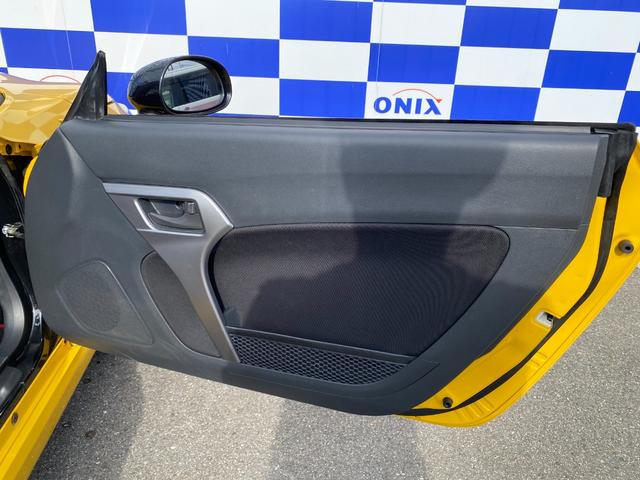 コペン ローブ 純正ナビ/フルセグTV/Bluetoothオーディオ/スマートキー/プッシュスタート/HIDヘッドライト/シートヒーター/純正アルミホイール/ETC(21枚目)