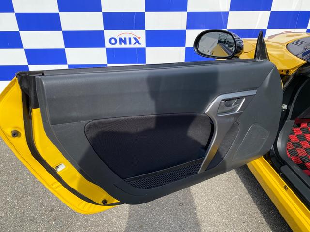 コペン ローブ 純正ナビ/フルセグTV/Bluetoothオーディオ/スマートキー/プッシュスタート/HIDヘッドライト/シートヒーター/純正アルミホイール/ETC(22枚目)