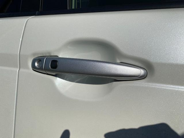 ポルテ G 衝突軽減/純正ナビ/フルセグ/Bカメラ/Bluetooth/シートヒーター/パワースライドドア/HIDヘッドライト/オートライト/フォグランプ/スマートキー/プッシュスタート(13枚目)