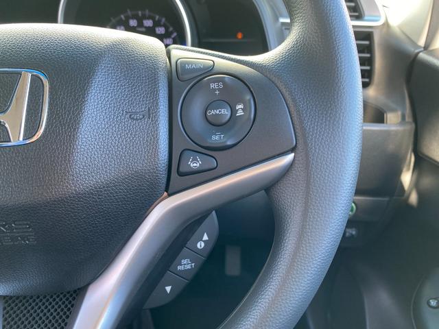 フィット 13G・F 衝突軽減/純正ナビ/Bカメラ/Bluetooth/レーダークルーズコントロール/スマートキー/プッシュスタート/レーンキープアシスト/ETC(30枚目)