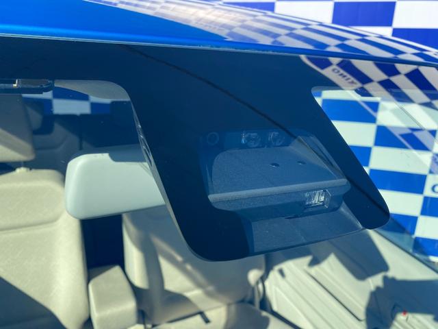 ワゴンR ハイブリッドFX 衝突軽減/ナビ/フルセグ/バックカメラ/Bluetooth/シートヒーター/スマートキー/プッシュスタート/クリアランスソナー/レーンキープアシスト(12枚目)