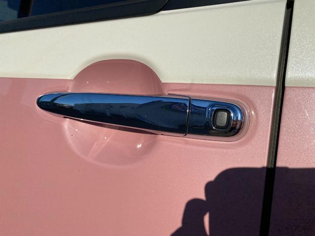 ムーヴキャンバス Gメイクアップリミテッド SAIII 衝突軽減/純正ナビ/フルセグ/全方向カメラ/Bluetooth/両側パワスラ/スマートキー/プッシュスタート/LEDヘッドライト/フォグライト/クリアランスソナー(12枚目)