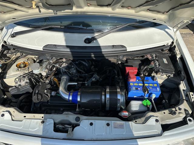 アルトラパン X ローダウン 車高調 リアアジャストラテラルロッド ミニライトホイール 社外エアークリーナー 10thアニバーサリーグリル フルセグナビ ウッドステアリング スマートキー 電動格納式ウインカーミラー(12枚目)