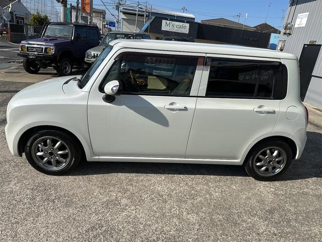 アルトラパン X ローダウン 車高調 リアアジャストラテラルロッド ミニライトホイール 社外エアークリーナー 10thアニバーサリーグリル フルセグナビ ウッドステアリング スマートキー 電動格納式ウインカーミラー(21枚目)