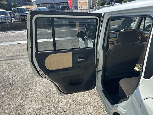 アルトラパン X ローダウン 車高調 リアアジャストラテラルロッド ミニライトホイール 社外エアークリーナー 10thアニバーサリーグリル フルセグナビ ウッドステアリング スマートキー 電動格納式ウインカーミラー(46枚目)