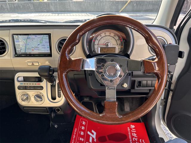 アルトラパン X ローダウン 車高調 リアアジャストラテラルロッド ミニライトホイール 社外エアークリーナー 10thアニバーサリーグリル フルセグナビ ウッドステアリング スマートキー 電動格納式ウインカーミラー(50枚目)