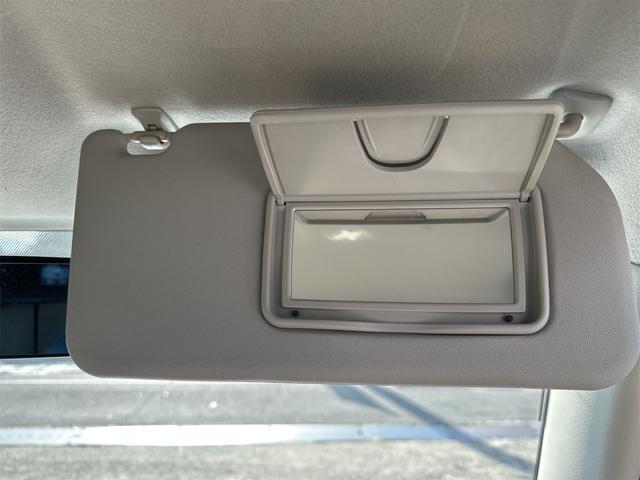 アルトラパン X ローダウン 車高調 リアアジャストラテラルロッド ミニライトホイール 社外エアークリーナー 10thアニバーサリーグリル フルセグナビ ウッドステアリング スマートキー 電動格納式ウインカーミラー(60枚目)