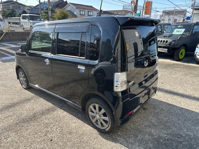 ムーヴコンテ カスタム　Ｇ　４ＷＤ　純正フルセグメモリーナビ　ＥＴＣ　アルミホイール　純正ＨＩＤ　スマートキー　本革ステアリング　オートエアコン　アイドリングストップ　電動格納式ミラー　ドアバイザー　禁煙車　ＩＳＯＦＩＸ（16枚目）