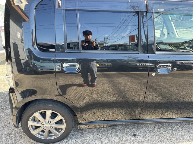 ムーヴコンテ カスタム　Ｇ　４ＷＤ　純正フルセグメモリーナビ　ＥＴＣ　アルミホイール　純正ＨＩＤ　スマートキー　本革ステアリング　オートエアコン　アイドリングストップ　電動格納式ミラー　ドアバイザー　禁煙車　ＩＳＯＦＩＸ（24枚目）