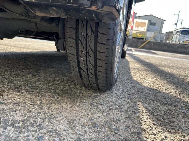 ムーヴコンテ カスタム　Ｇ　４ＷＤ　純正フルセグメモリーナビ　ＥＴＣ　アルミホイール　純正ＨＩＤ　スマートキー　本革ステアリング　オートエアコン　アイドリングストップ　電動格納式ミラー　ドアバイザー　禁煙車　ＩＳＯＦＩＸ（35枚目）