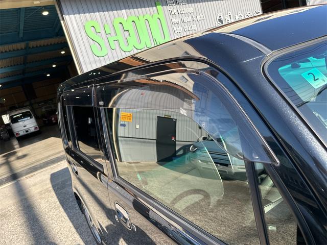 ムーヴコンテ カスタム　Ｇ　４ＷＤ　純正フルセグメモリーナビ　ＥＴＣ　アルミホイール　純正ＨＩＤ　スマートキー　本革ステアリング　オートエアコン　アイドリングストップ　電動格納式ミラー　ドアバイザー　禁煙車　ＩＳＯＦＩＸ（42枚目）