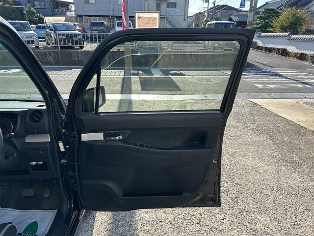 ムーヴコンテ カスタム　Ｇ　４ＷＤ　純正フルセグメモリーナビ　ＥＴＣ　アルミホイール　純正ＨＩＤ　スマートキー　本革ステアリング　オートエアコン　アイドリングストップ　電動格納式ミラー　ドアバイザー　禁煙車　ＩＳＯＦＩＸ（43枚目）