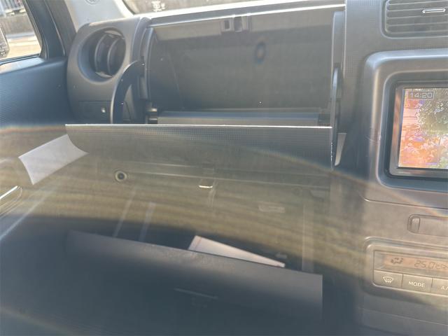 ムーヴコンテ カスタム　Ｇ　４ＷＤ　純正フルセグメモリーナビ　ＥＴＣ　アルミホイール　純正ＨＩＤ　スマートキー　本革ステアリング　オートエアコン　アイドリングストップ　電動格納式ミラー　ドアバイザー　禁煙車　ＩＳＯＦＩＸ（55枚目）