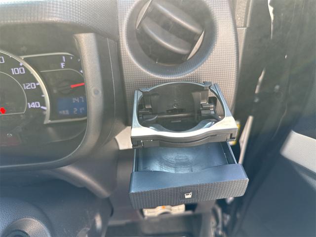 ムーヴコンテ カスタム　Ｇ　４ＷＤ　純正フルセグメモリーナビ　ＥＴＣ　アルミホイール　純正ＨＩＤ　スマートキー　本革ステアリング　オートエアコン　アイドリングストップ　電動格納式ミラー　ドアバイザー　禁煙車　ＩＳＯＦＩＸ（58枚目）