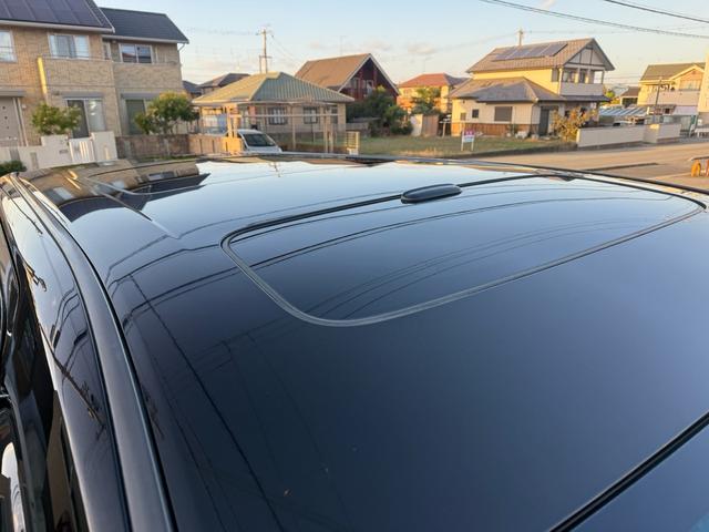 ヴェルファイア ２．４Ｚ　プラチナセレクションＩＩ　両側パワースライドドア　電動リアゲート　ツインサンルーフ　アルパイン１０インチナビ　アルパイン１１．５インチフリップダウンモニター　バックカメラ　オットマンシート　純正１８インチＡＷ　ＨＩＤライト（12枚目）