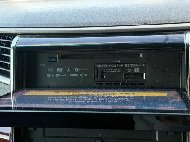 ヴェルファイア ２．４Ｚ　プラチナセレクションＩＩ　両側パワースライドドア　電動リアゲート　ツインサンルーフ　アルパイン１０インチナビ　アルパイン１１．５インチフリップダウンモニター　バックカメラ　オットマンシート　純正１８インチＡＷ　ＨＩＤライト（28枚目）