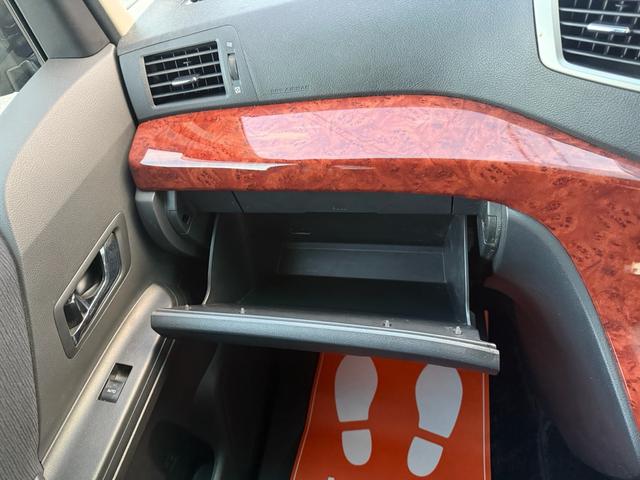 ヴェルファイア ２．４Ｚ　プラチナセレクションＩＩ　両側パワースライドドア　電動リアゲート　ツインサンルーフ　アルパイン１０インチナビ　アルパイン１１．５インチフリップダウンモニター　バックカメラ　オットマンシート　純正１８インチＡＷ　ＨＩＤライト（35枚目）