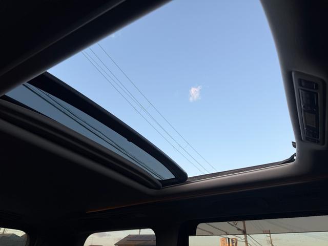 ヴェルファイア ２．４Ｚ　プラチナセレクションＩＩ　両側パワースライドドア　電動リアゲート　ツインサンルーフ　アルパイン１０インチナビ　アルパイン１１．５インチフリップダウンモニター　バックカメラ　オットマンシート　純正１８インチＡＷ　ＨＩＤライト（48枚目）