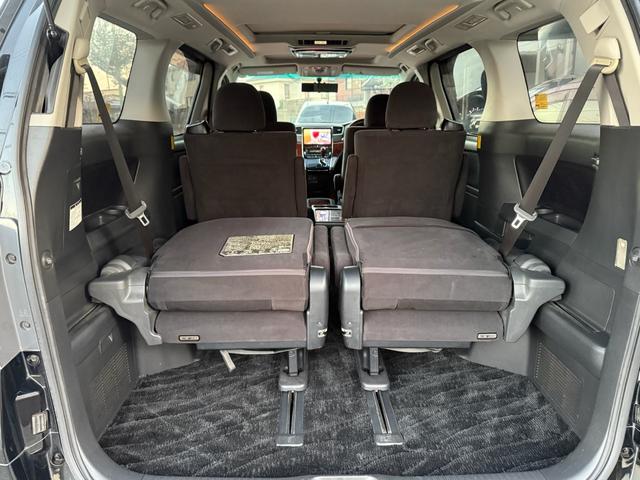 ヴェルファイア ２．４Ｚ　プラチナセレクションＩＩ　両側パワースライドドア　電動リアゲート　ツインサンルーフ　アルパイン１０インチナビ　アルパイン１１．５インチフリップダウンモニター　バックカメラ　オットマンシート　純正１８インチＡＷ　ＨＩＤライト（52枚目）