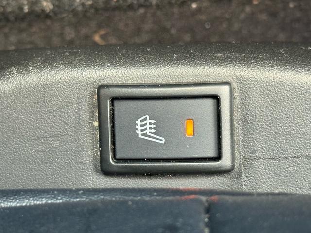 ソリオ ハイブリッドＳＺ　両側電動パワースライドドア　デュアルカメラブレーキサポート　アクティブクルーズコントロール　レーンアシスト　衝突軽減ブレーキ　カロッツェリア８インチナビ　シートヒーター　純正１５インチアルミホイール（42枚目）