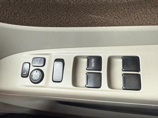 ルークス Ｇ　パワースライドドア　フルフラットシート　スマートキー　プッシュスタート　オートエアコン　純正７インチナビ　ＴＶ　ＣＤ　ＤＶＤ　ミュージックサーバー　バックカメラ　ＥＴＣ　ＨＩＤヘッドライト（17枚目）