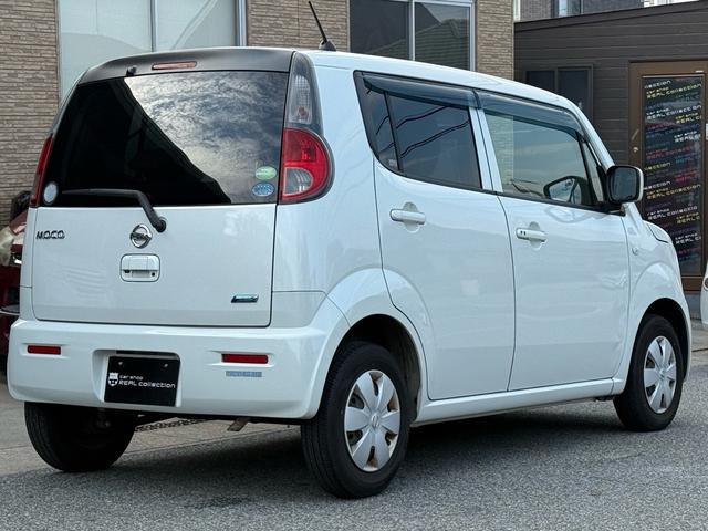 モコ Ｓ　アイドリングストップ　衝突軽減ボディー　アイドリングストップ　スマートキー　キーレス　純正ディスプレイオーディオ　パナソニック７インチポータブルナビ　　バックカメラ　ＣＤ再生　ＵＳＢ入力　エアコン　ベンチシート（8枚目）