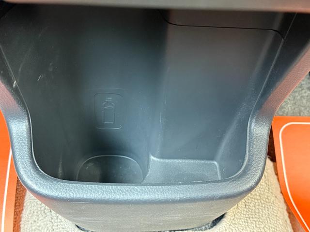 モコ Ｓ　アイドリングストップ　衝突軽減ボディー　アイドリングストップ　スマートキー　キーレス　純正ディスプレイオーディオ　パナソニック７インチポータブルナビ　　バックカメラ　ＣＤ再生　ＵＳＢ入力　エアコン　ベンチシート（26枚目）