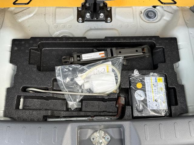 モコ Ｓ　アイドリングストップ　衝突軽減ボディー　アイドリングストップ　スマートキー　キーレス　純正ディスプレイオーディオ　パナソニック７インチポータブルナビ　　バックカメラ　ＣＤ再生　ＵＳＢ入力　エアコン　ベンチシート（37枚目）