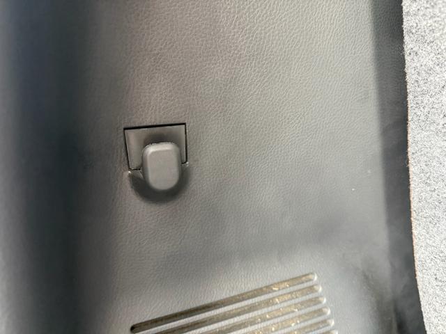 モコ Ｓ　アイドリングストップ　衝突軽減ボディー　アイドリングストップ　スマートキー　キーレス　純正ディスプレイオーディオ　パナソニック７インチポータブルナビ　　バックカメラ　ＣＤ再生　ＵＳＢ入力　エアコン　ベンチシート（41枚目）