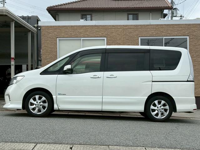 セレナ ハイウェイスター　Ｓ－ハイブリッド　エアロモード　両側パワースライドドア　クルーズコントロール　アイドリングストップ　純正８インチナビ　フルセグＴＶ　Ｂｌｕｅｔｏｏｔｈ対応　バックカメラ　アルパインフリップダウンモニター　純正１６インチアルミホイール（6枚目）