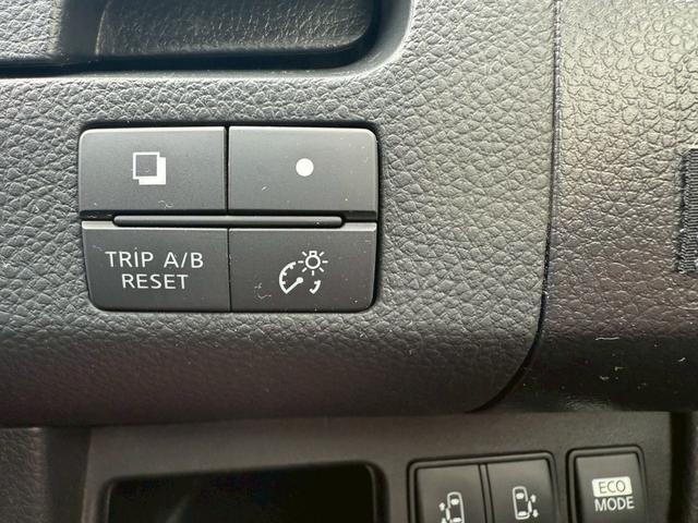 セレナ ハイウェイスター　Ｓ－ハイブリッド　エアロモード　両側パワースライドドア　クルーズコントロール　アイドリングストップ　純正８インチナビ　フルセグＴＶ　Ｂｌｕｅｔｏｏｔｈ対応　バックカメラ　アルパインフリップダウンモニター　純正１６インチアルミホイール（14枚目）