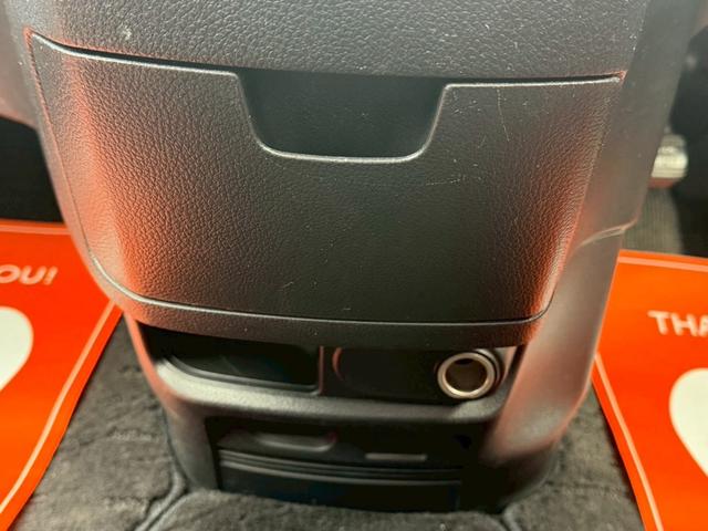 セレナ ハイウェイスター　Ｓ－ハイブリッド　エアロモード　両側パワースライドドア　クルーズコントロール　アイドリングストップ　純正８インチナビ　フルセグＴＶ　Ｂｌｕｅｔｏｏｔｈ対応　バックカメラ　アルパインフリップダウンモニター　純正１６インチアルミホイール（33枚目）