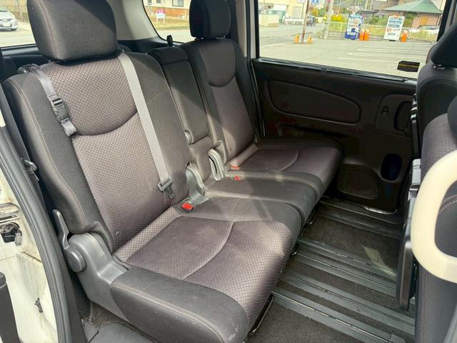 セレナ ハイウェイスター　Ｓ－ハイブリッド　エアロモード　両側パワースライドドア　クルーズコントロール　アイドリングストップ　純正８インチナビ　フルセグＴＶ　Ｂｌｕｅｔｏｏｔｈ対応　バックカメラ　アルパインフリップダウンモニター　純正１６インチアルミホイール（40枚目）