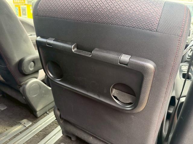 セレナ ハイウェイスター　Ｓ－ハイブリッド　エアロモード　両側パワースライドドア　クルーズコントロール　アイドリングストップ　純正８インチナビ　フルセグＴＶ　Ｂｌｕｅｔｏｏｔｈ対応　バックカメラ　アルパインフリップダウンモニター　純正１６インチアルミホイール（43枚目）