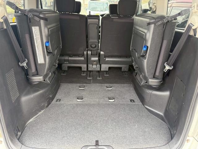 セレナ ハイウェイスター　Ｓ－ハイブリッド　エアロモード　両側パワースライドドア　クルーズコントロール　アイドリングストップ　純正８インチナビ　フルセグＴＶ　Ｂｌｕｅｔｏｏｔｈ対応　バックカメラ　アルパインフリップダウンモニター　純正１６インチアルミホイール（56枚目）