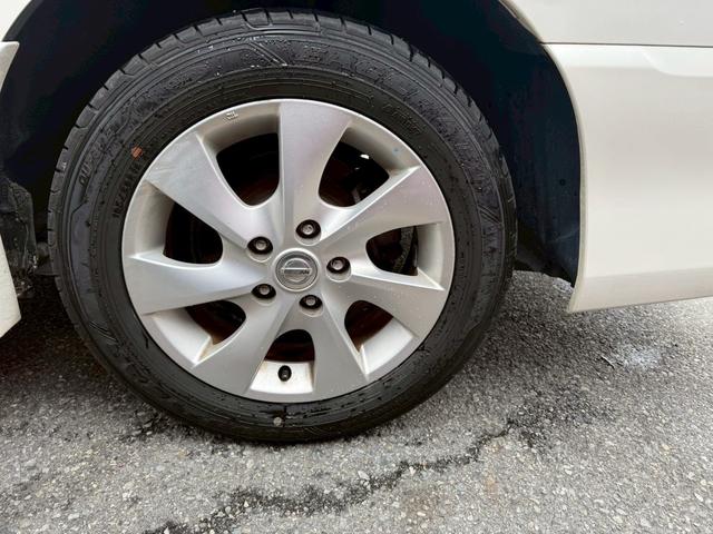 セレナ ハイウェイスター　Ｓ－ハイブリッド　エアロモード　両側パワースライドドア　クルーズコントロール　アイドリングストップ　純正８インチナビ　フルセグＴＶ　Ｂｌｕｅｔｏｏｔｈ対応　バックカメラ　アルパインフリップダウンモニター　純正１６インチアルミホイール（74枚目）