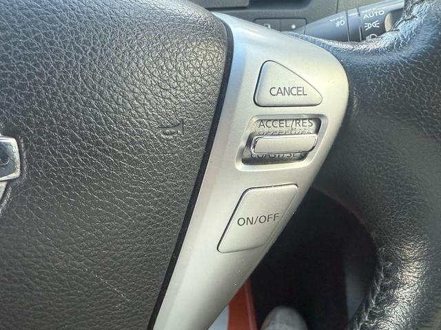 セレナ ハイウェイスターＳ－ＨＶアドバンスドセーフティパック　両側パワースライドドア　衝突軽減ブレーキ　アラウンドビューモニター　クリアランスソナー　アルパイン８インチナビ　コムテックレーダー探知機　コムテックドライブレコーダー　純正１６インチアルミホイール（14枚目）