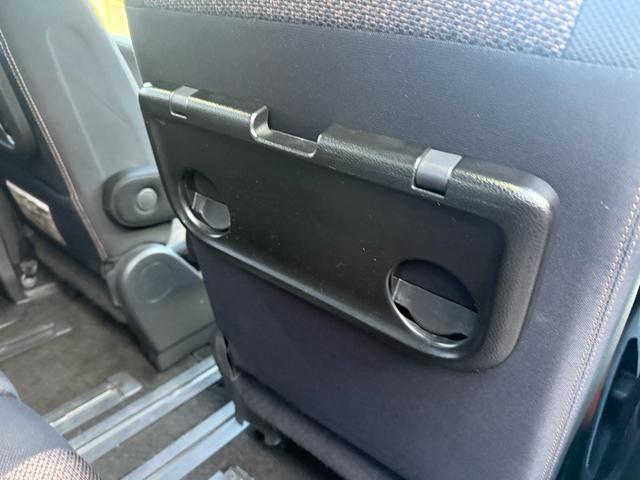 セレナ ハイウェイスターＳ－ＨＶアドバンスドセーフティパック　両側パワースライドドア　衝突軽減ブレーキ　アラウンドビューモニター　クリアランスソナー　アルパイン８インチナビ　コムテックレーダー探知機　コムテックドライブレコーダー　純正１６インチアルミホイール（37枚目）